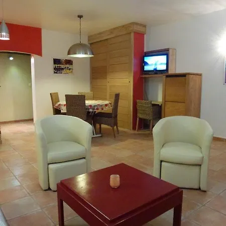 Au Bon Vivre Apartment Vives